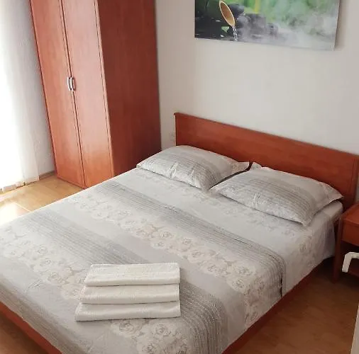 Oliver Ravlic דירה