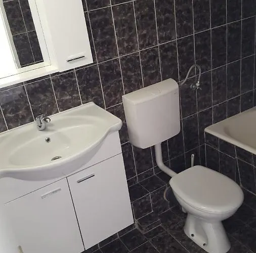 Oliver Ravlic מאקרסקה