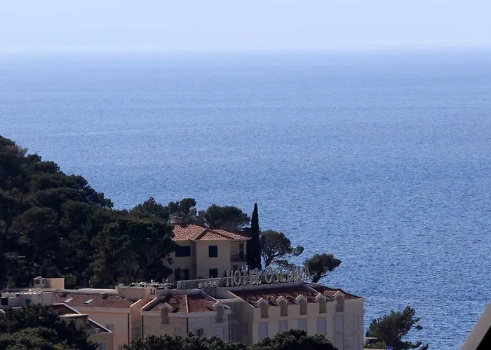 Διαμέρισμα Oliver Ravlic *