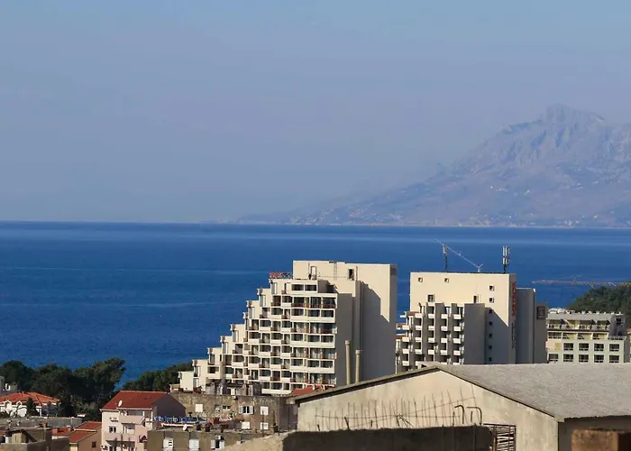 Oliver Ravlic Daire Makarska