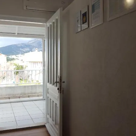 Oliver Ravlic Apartment Makarska